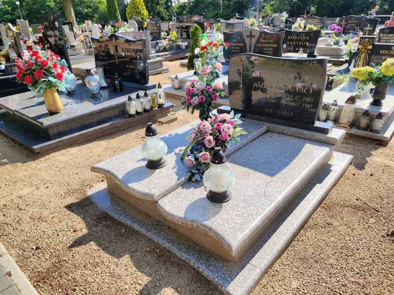 Zdjęcie nagrobka