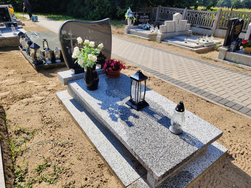 Zdjęcie nagrobka