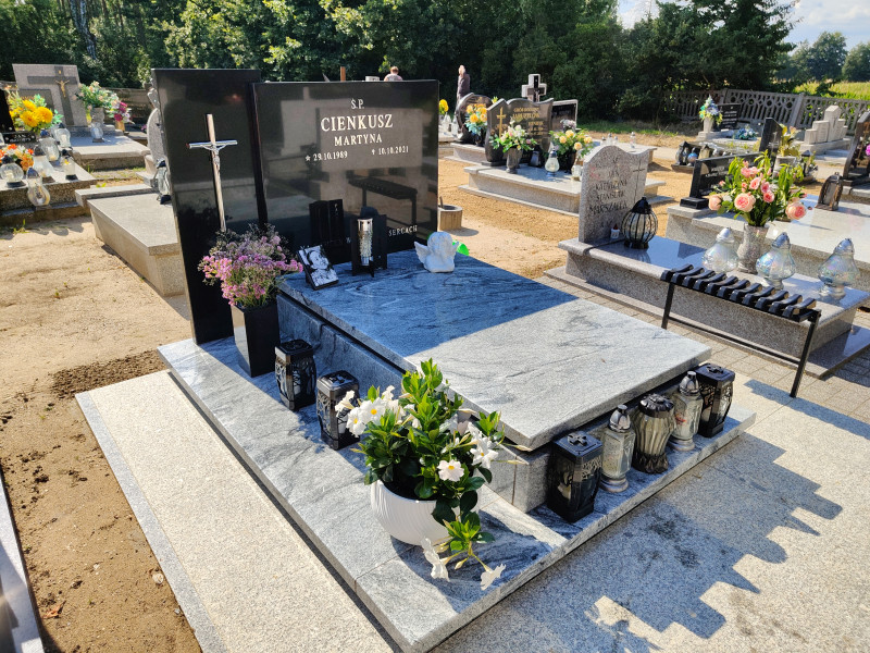 Zdjęcie nagrobka