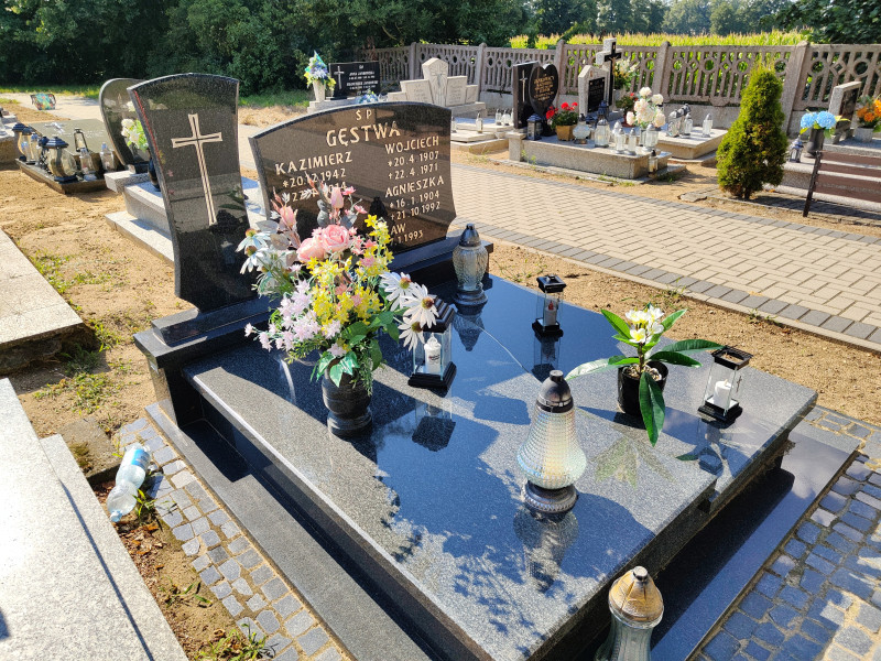 Zdjęcie nagrobka