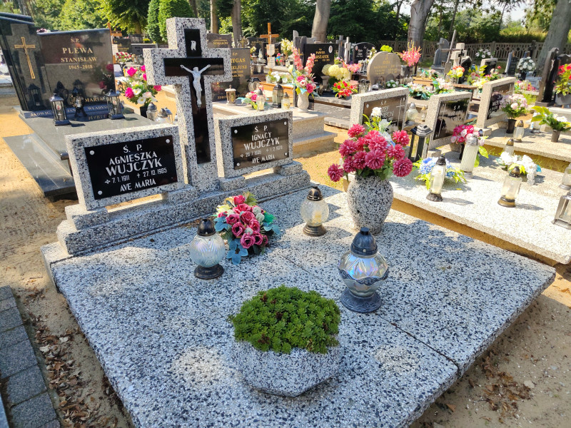Zdjęcie nagrobka