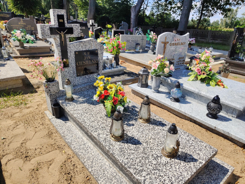 Zdjęcie nagrobka