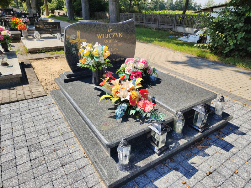 Zdjęcie nagrobka