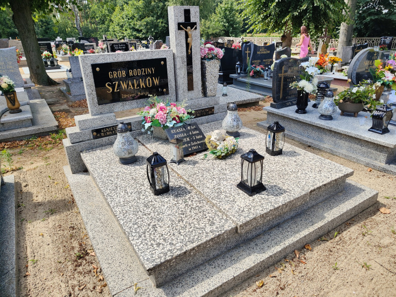 Zdjęcie nagrobka