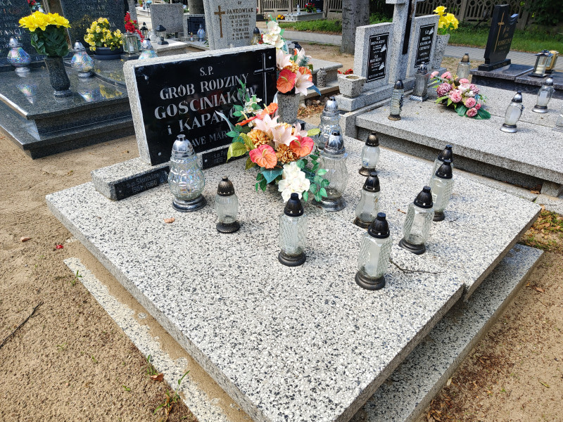 Zdjęcie nagrobka
