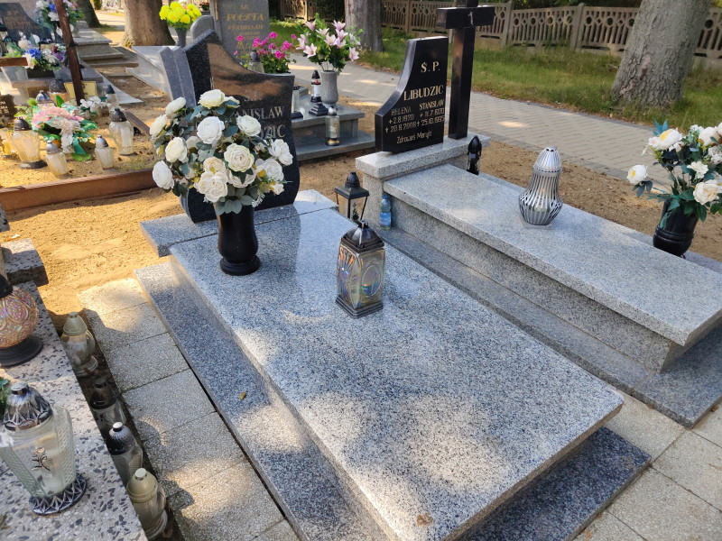 Zdjęcie nagrobka