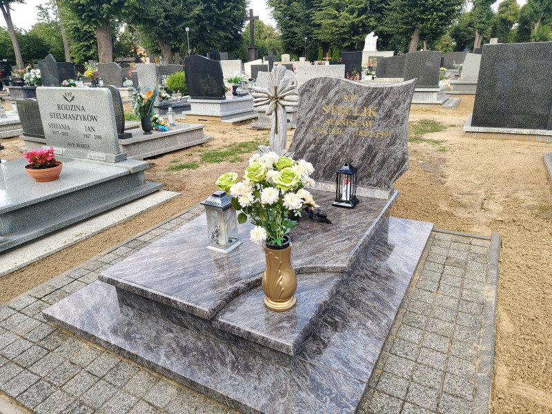 Zdjęcie nagrobka