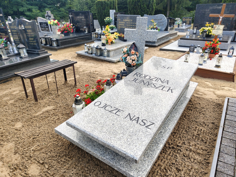 Zdjęcie nagrobka