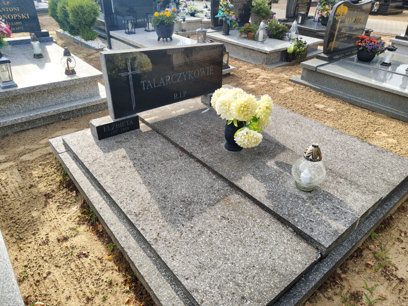 Zdjęcie nagrobka
