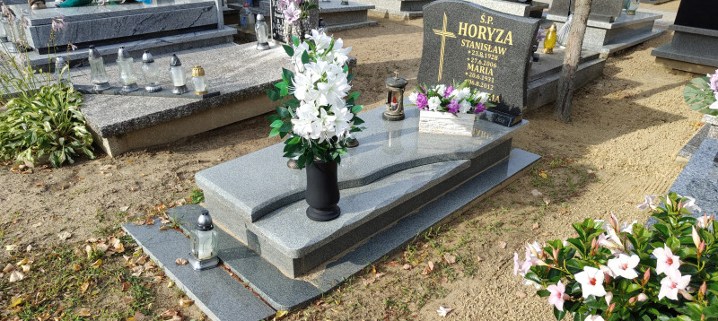 Zdjęcie nagrobka