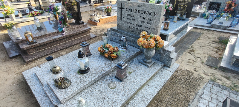 Zdjęcie nagrobka