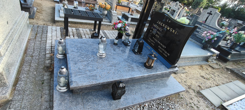 Zdjęcie nagrobka