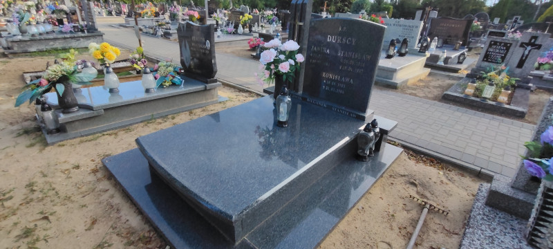 Zdjęcie nagrobka