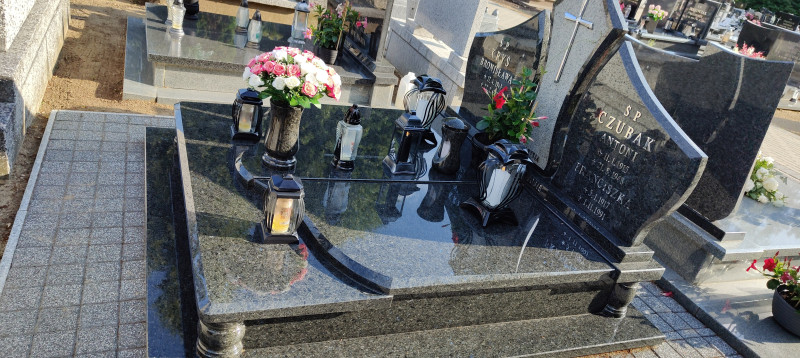 Zdjęcie nagrobka