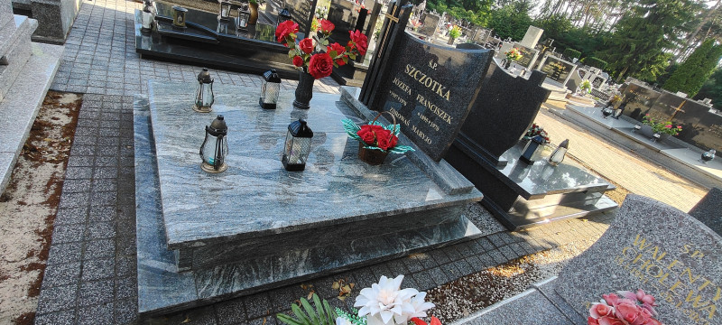 Zdjęcie nagrobka