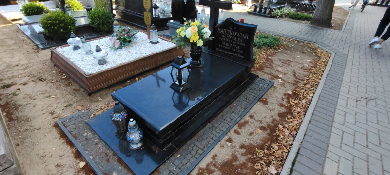 Zdjęcie nagrobka