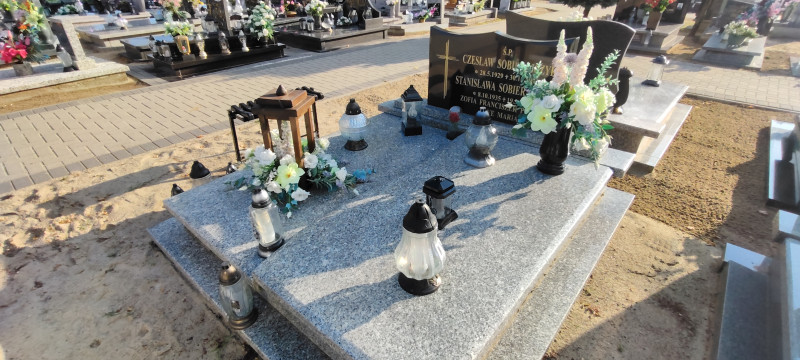 Zdjęcie nagrobka