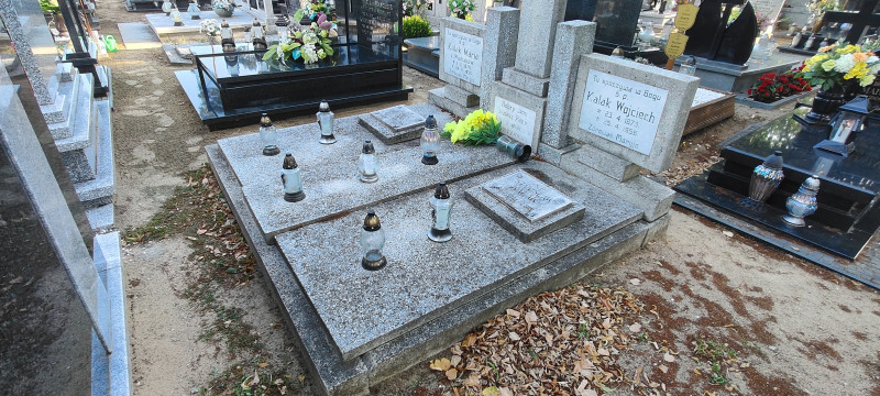 Zdjęcie nagrobka