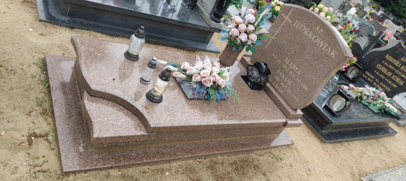 Zdjęcie nagrobka