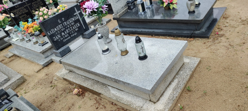 Zdjęcie nagrobka