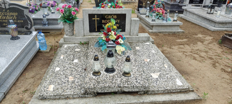 Zdjęcie nagrobka