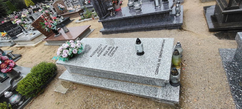 Zdjęcie nagrobka