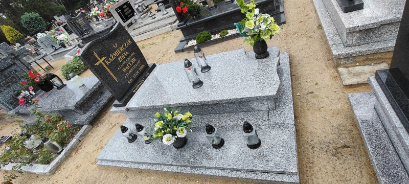Zdjęcie nagrobka