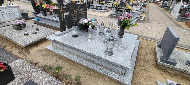 Zdjęcie nagrobka