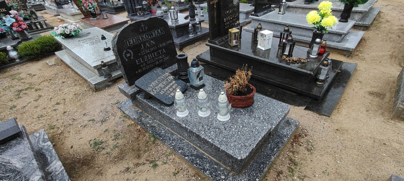 Zdjęcie nagrobka