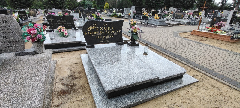 Zdjęcie nagrobka