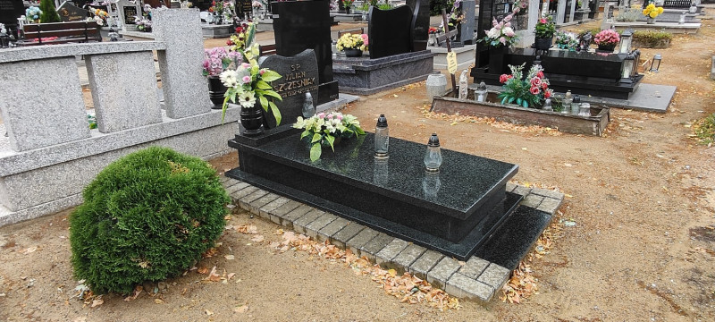 Zdjęcie nagrobka
