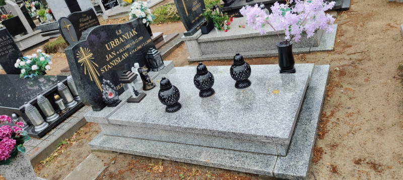 Zdjęcie nagrobka