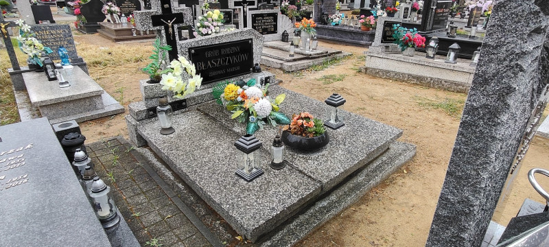 Zdjęcie nagrobka