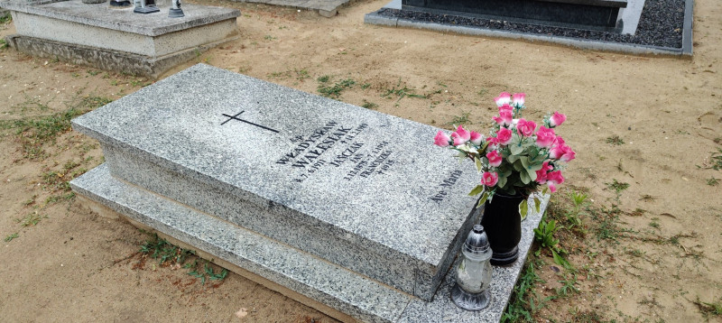 Zdjęcie nagrobka