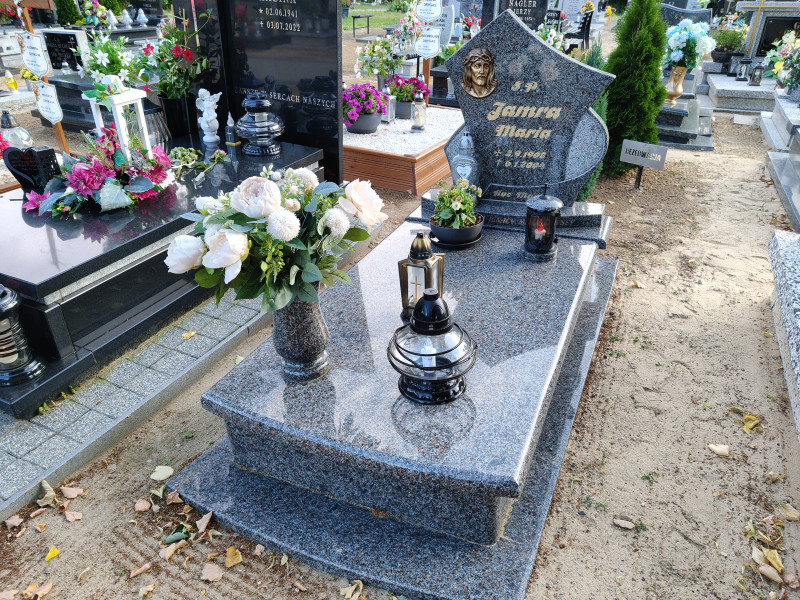 Zdjęcie nagrobka