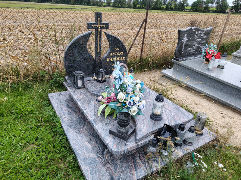 Zdjęcie nagrobka