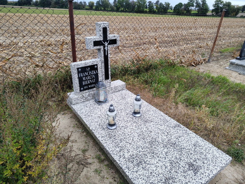 Zdjęcie nagrobka