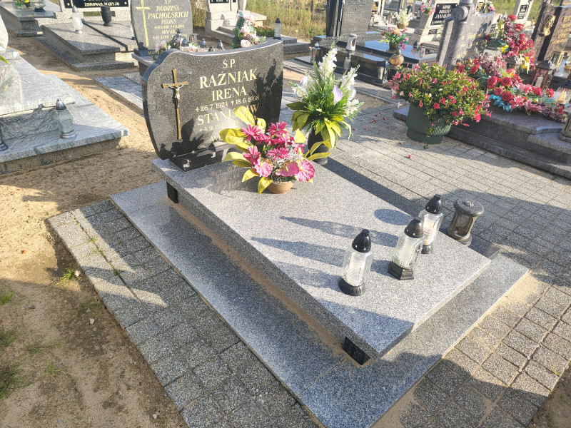Zdjęcie nagrobka