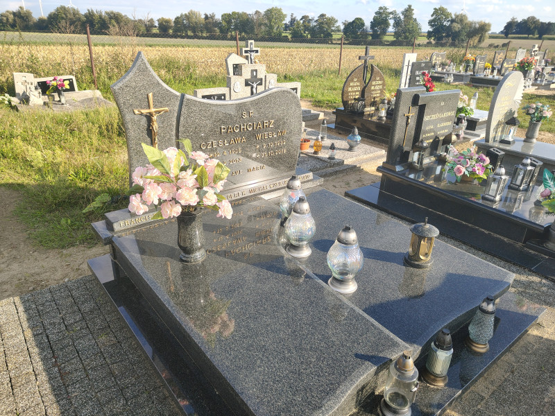 Zdjęcie nagrobka