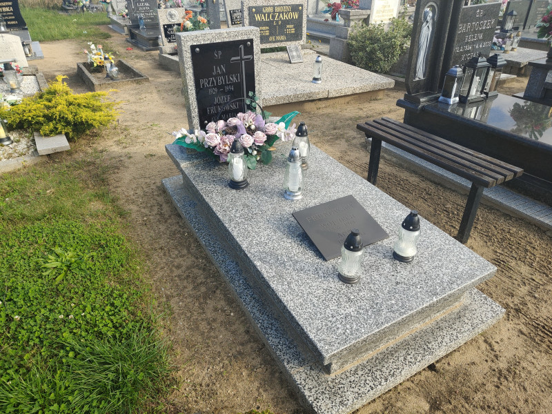 Zdjęcie nagrobka