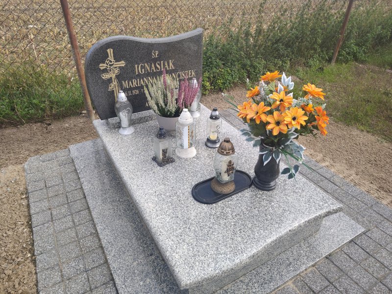 Zdjęcie nagrobka