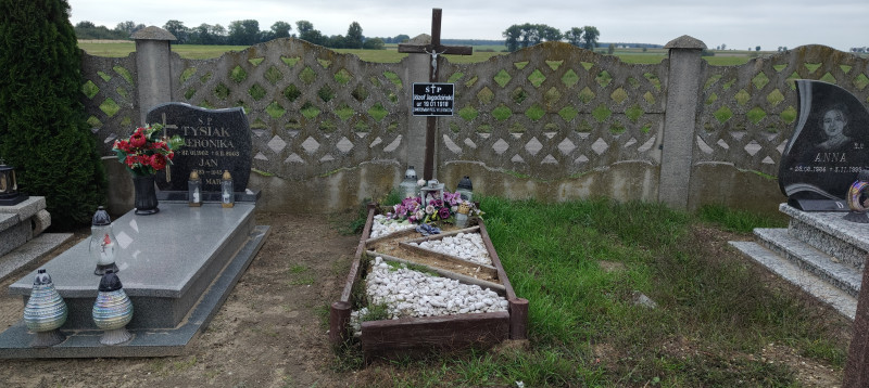 Zdjęcie nagrobka