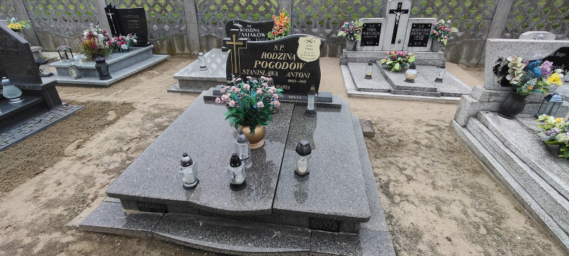 Zdjęcie nagrobka
