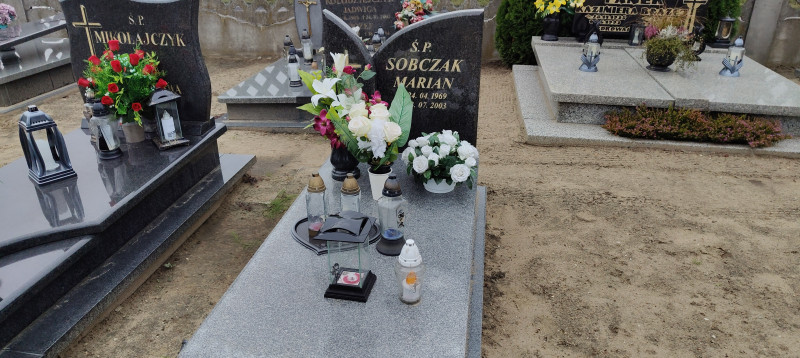 Zdjęcie nagrobka