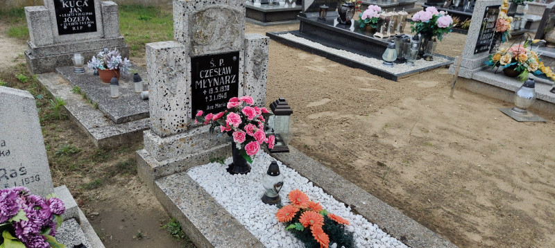 Zdjęcie nagrobka
