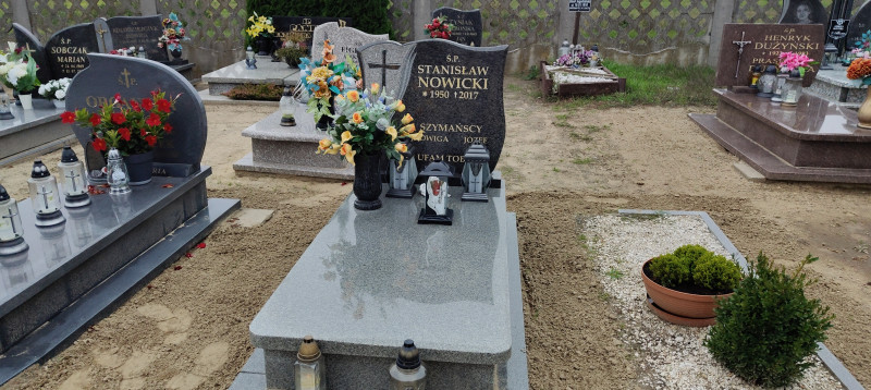 Zdjęcie nagrobka