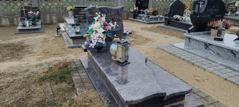 Zdjęcie nagrobka