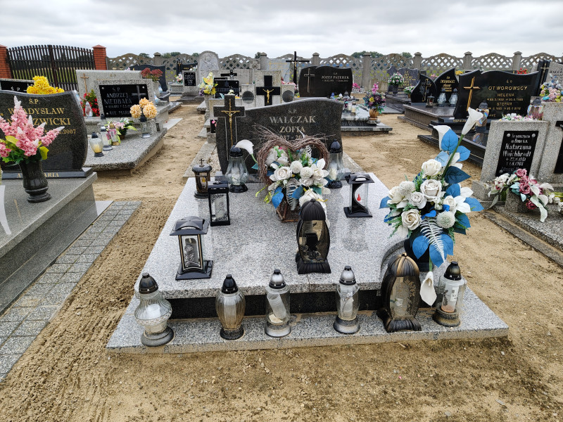 Zdjęcie nagrobka