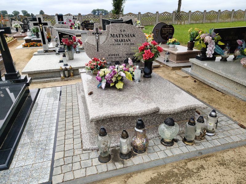 Zdjęcie nagrobka